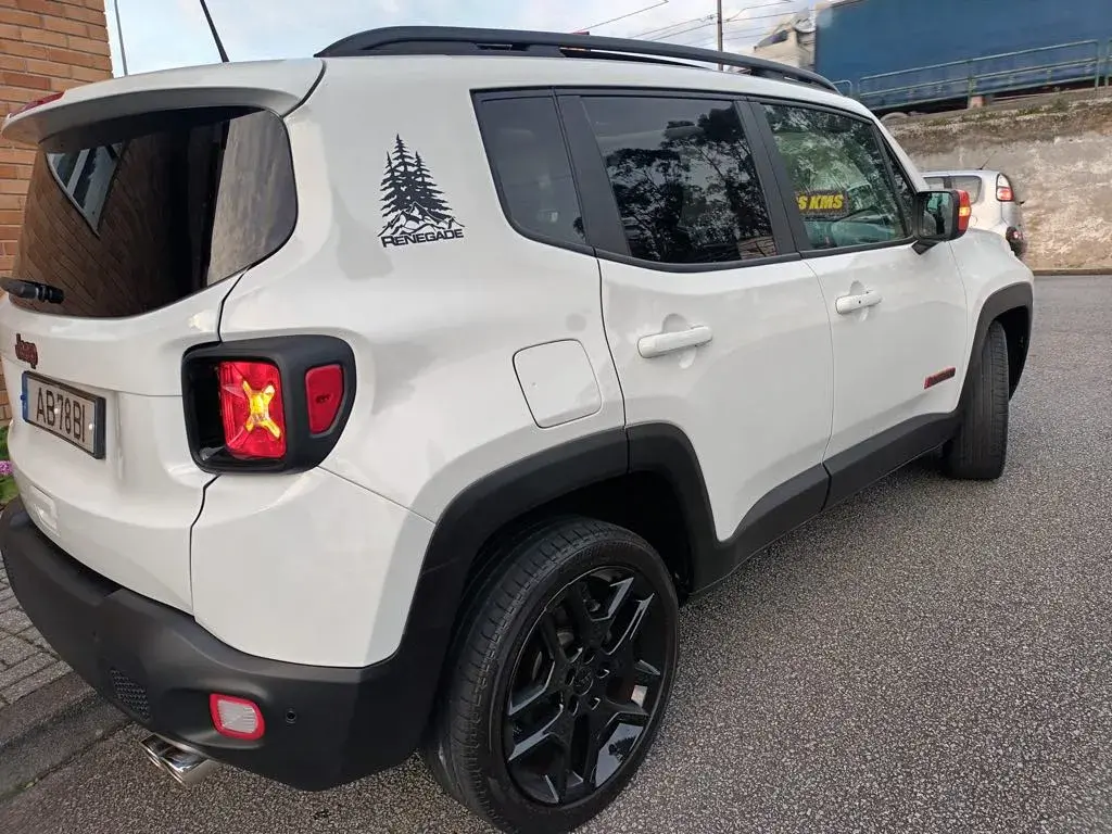Jeep Renegade 1.0 T Orange Edition 5