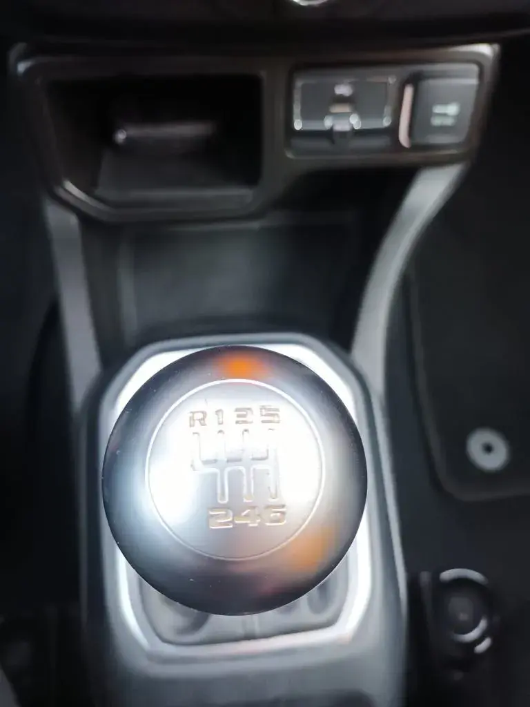 Jeep Renegade 1.0 T Orange Edition 18