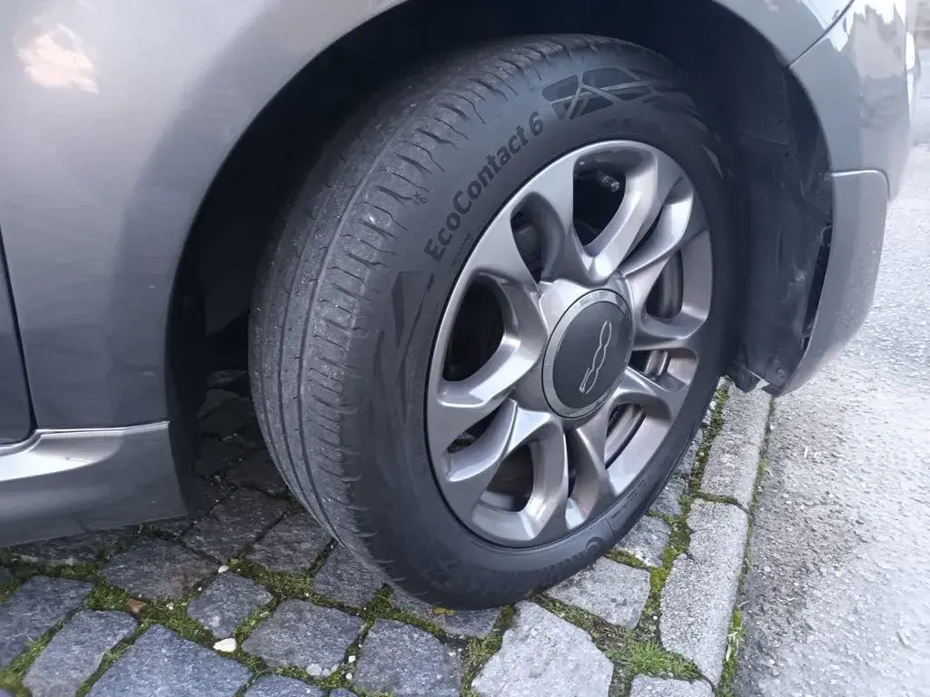 Fiat 500C 1.0 Hybrid Lounge 19