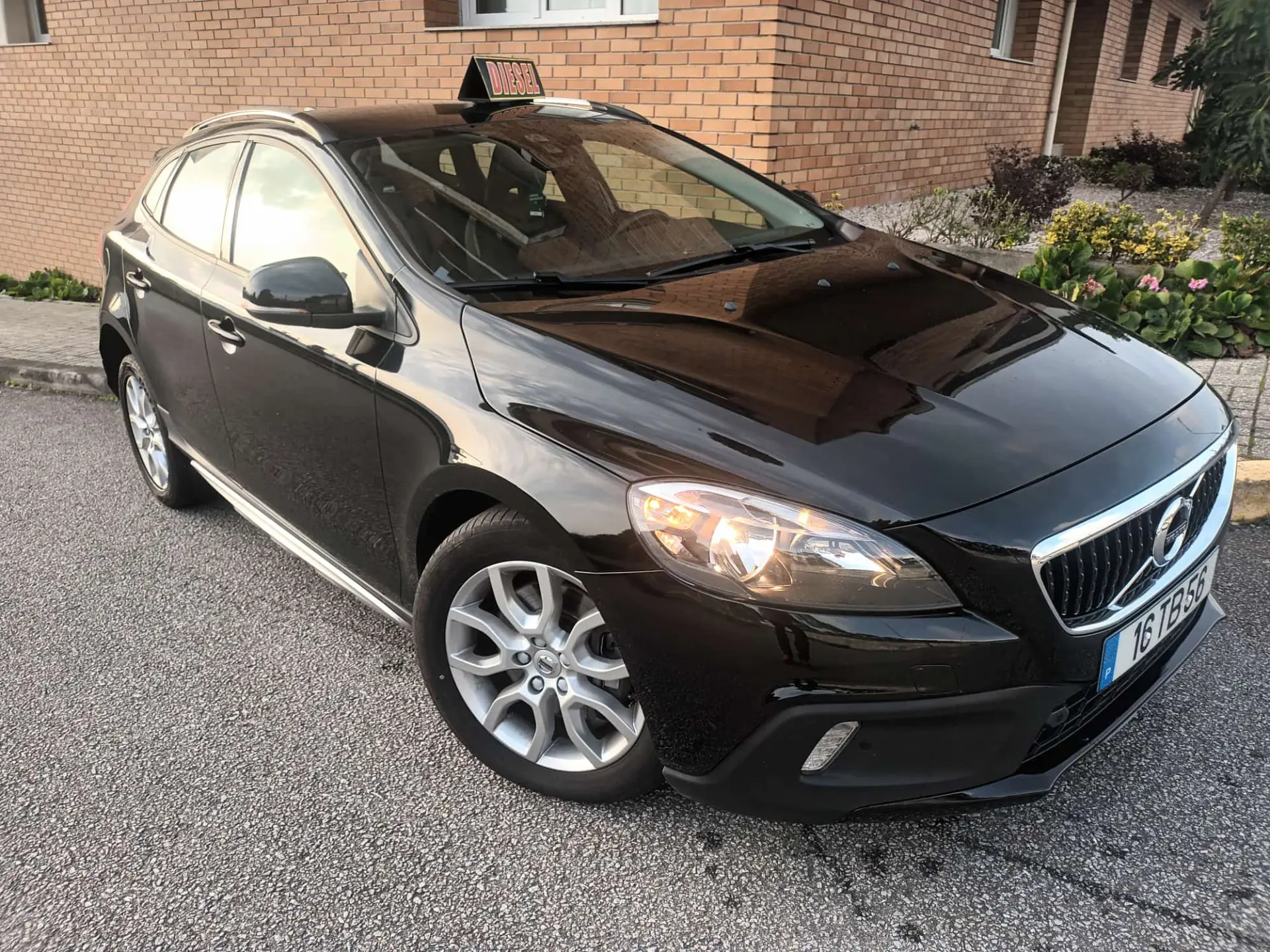 Volvo V40 Cross Country 2.0 D3 Geartronic 1