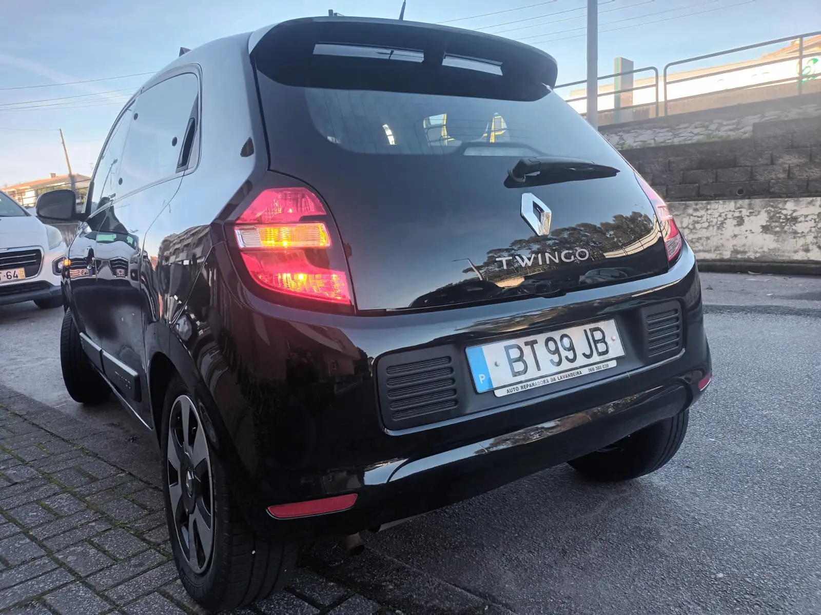 Renault Twingo 1.0 SCe Limited 4
