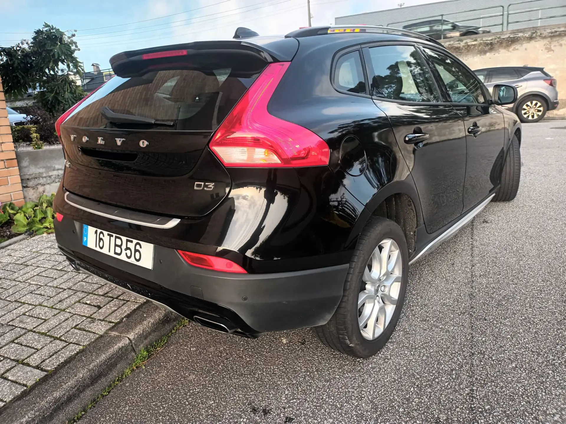 Volvo V40 Cross Country 2.0 D3 Geartronic 5
