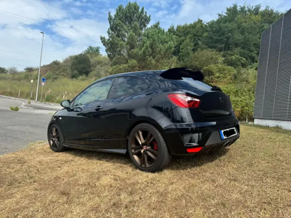 SEAT Ibiza 1.8 TSI Cupra 3