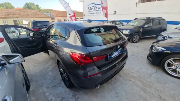 BMW 118 d Aut. Sport Line 5