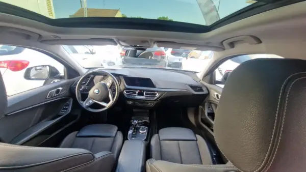 BMW 118 d Aut. Sport Line 11