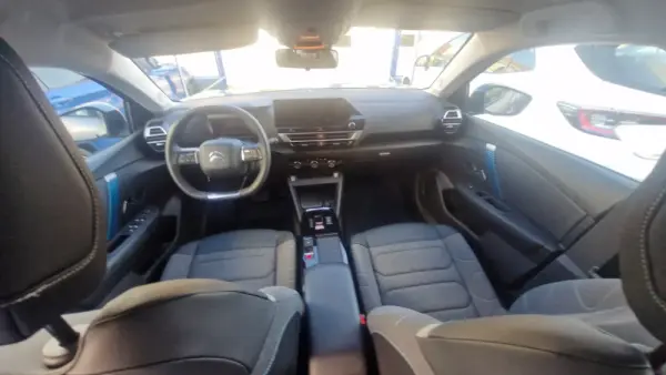 Citroën e-C4 50 kWh Feel 11