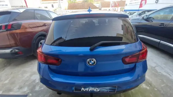 BMW 116 d Corporate Edition M 13