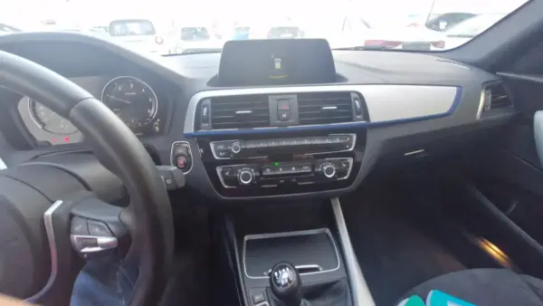 BMW 116 d Corporate Edition M 12