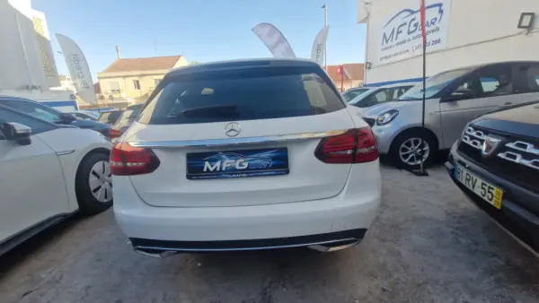 Mercedes-Benz C 220 d 4Matic Station 9G-TRONIC AMG Line 9