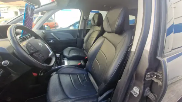 Citroën C4 Grand Picasso Outro 17