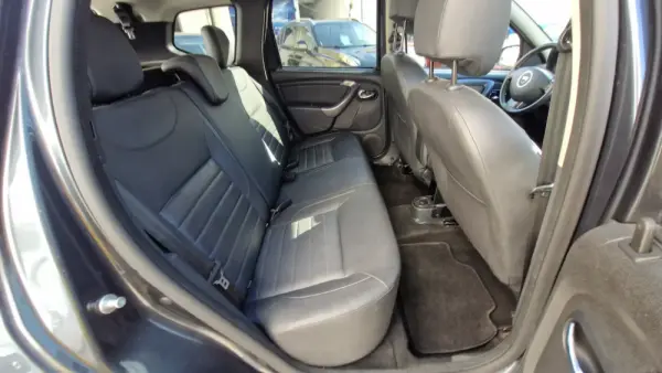 Dacia Duster 1.5 dCi Prestige 6