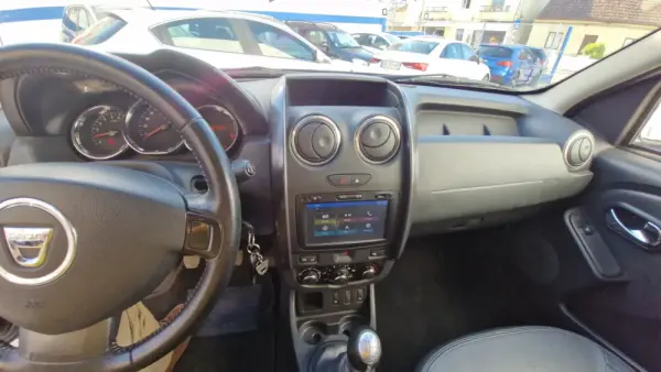 Dacia Duster 1.5 dCi Prestige 7