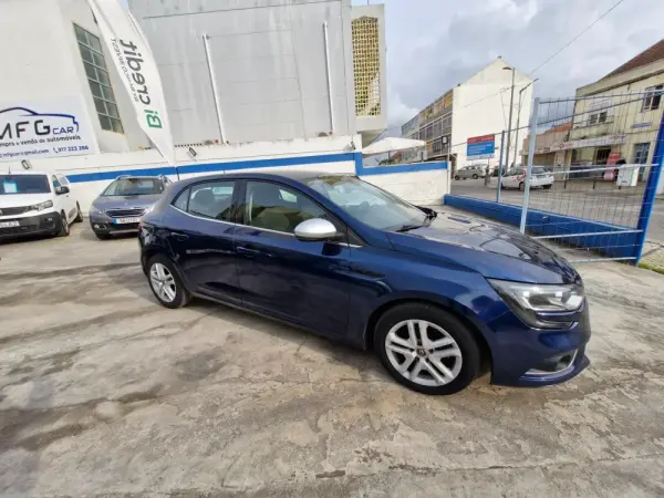 Renault Mégane 1.5 dCi Confort SS 2