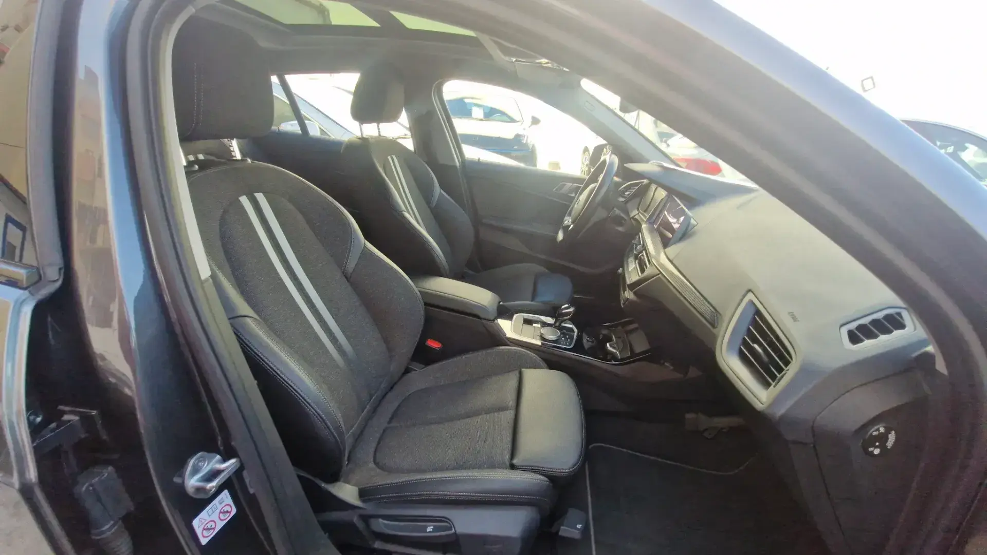 BMW 118 d Aut. Sport Line 12