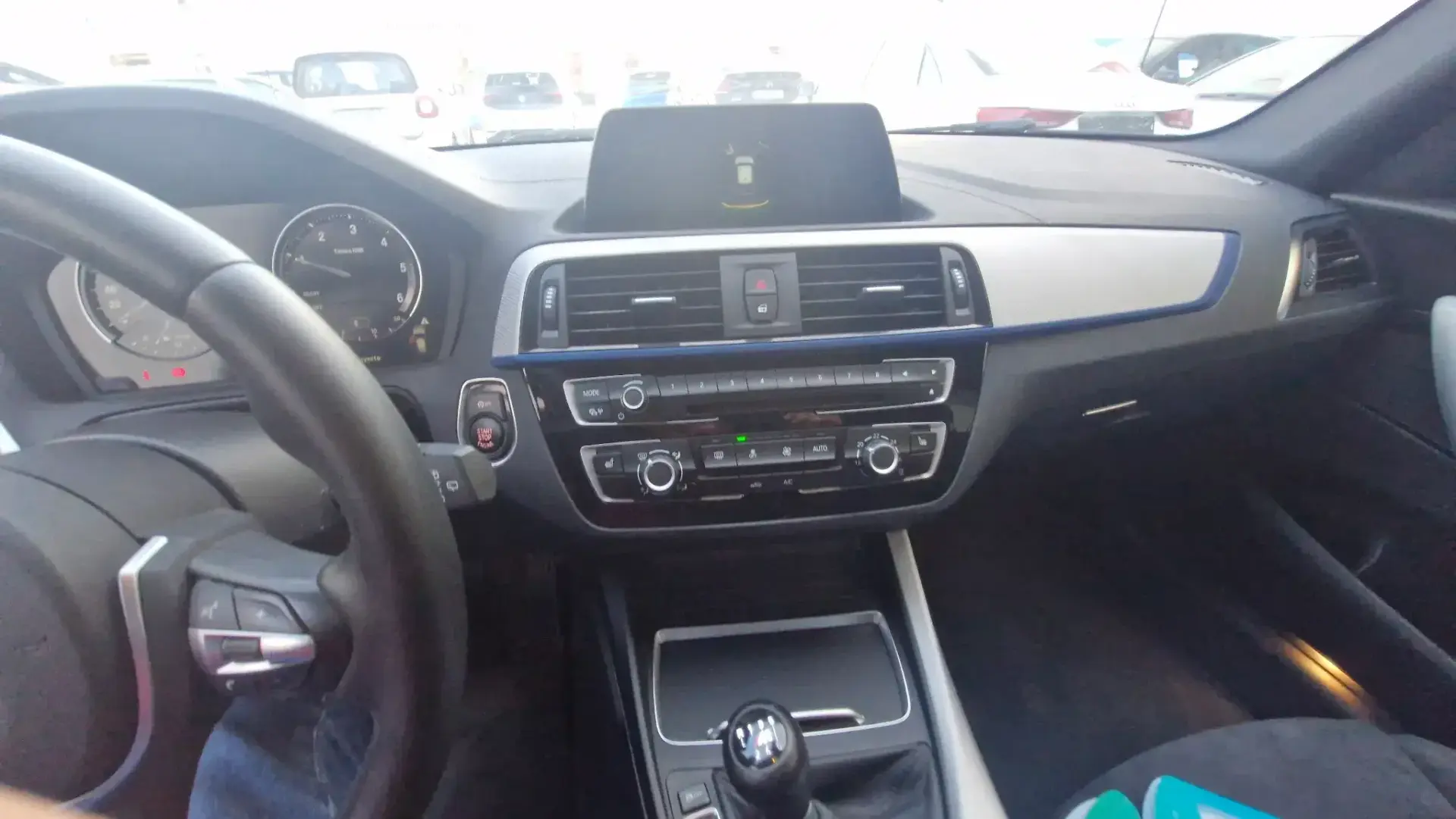 BMW 116 d Corporate Edition M 12