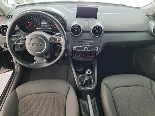 Audi A1 1.0 TFSi Ultra 6