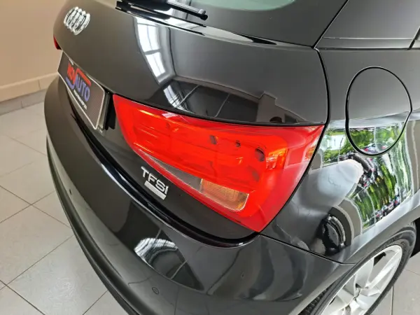 Audi A1 1.0 TFSi Ultra 17