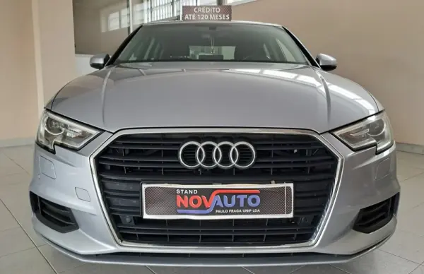 Audi A3 Limousine 30 TFSI Design S tronic 25