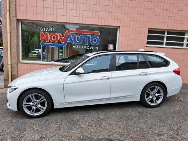 BMW 318 d Touring 4