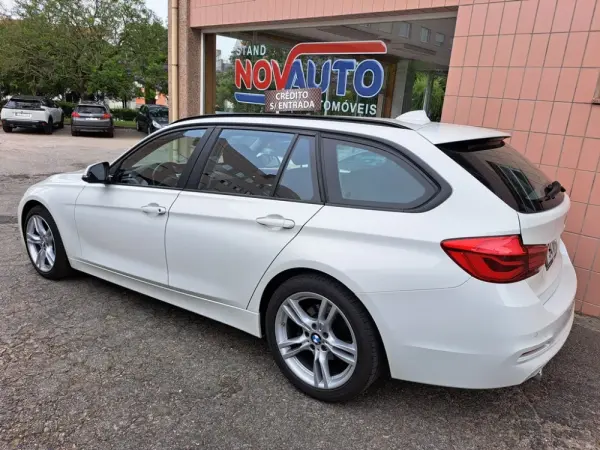 BMW 318 d Touring 7