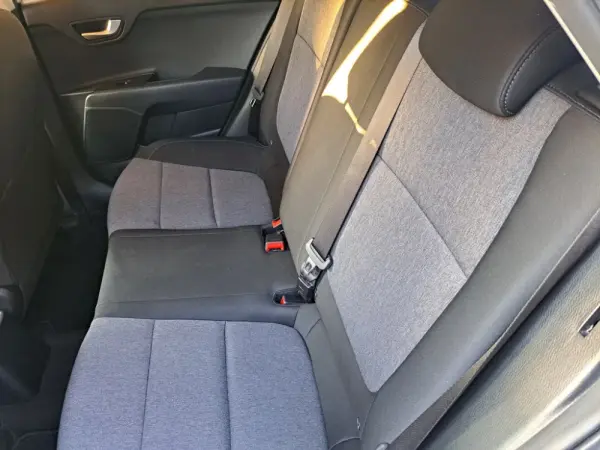 Kia Stonic 1.2 Dynamic 8