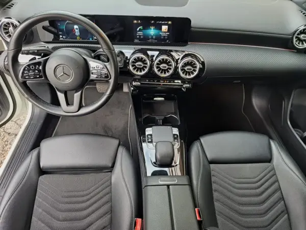 Mercedes-Benz A 180 d Style Plus Aut. 11