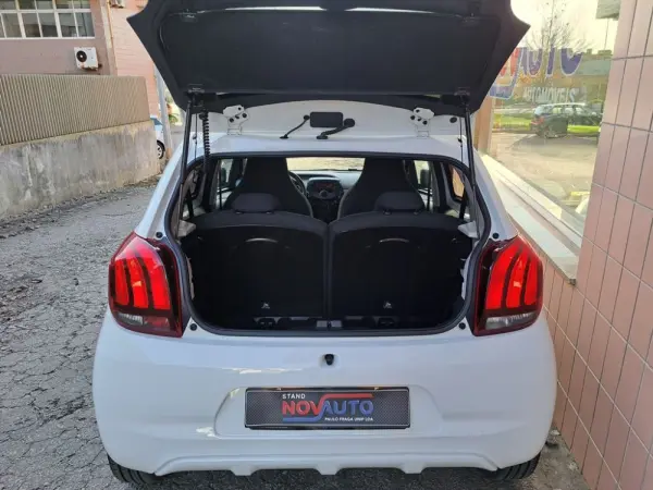 Peugeot 108 1.0 VTi Style 12