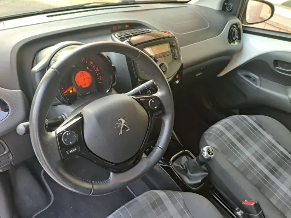 Peugeot 108 1.0 VTi Style 16
