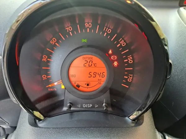 Peugeot 108 1.0 VTi Style 21