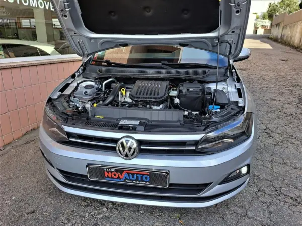 Volkswagen Polo 1.0 Confortline 28