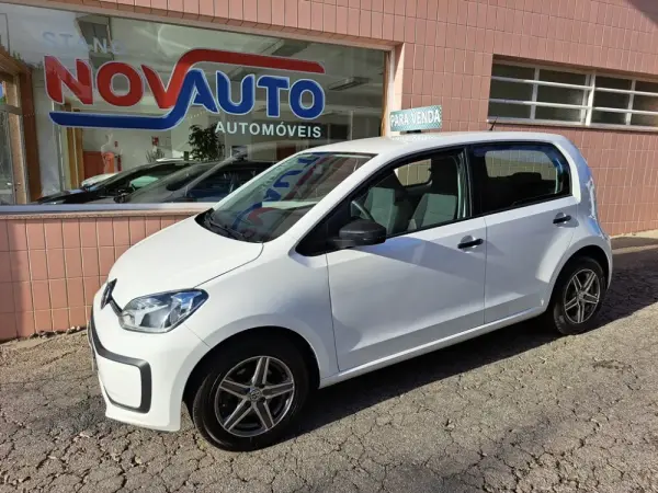 Volkswagen Up! 1.0 BMT Move 8