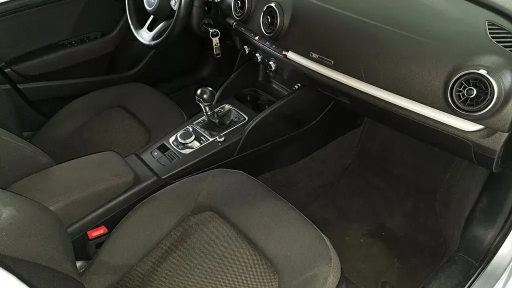 Audi A3 Limousine 30 TFSI Design S tronic 7