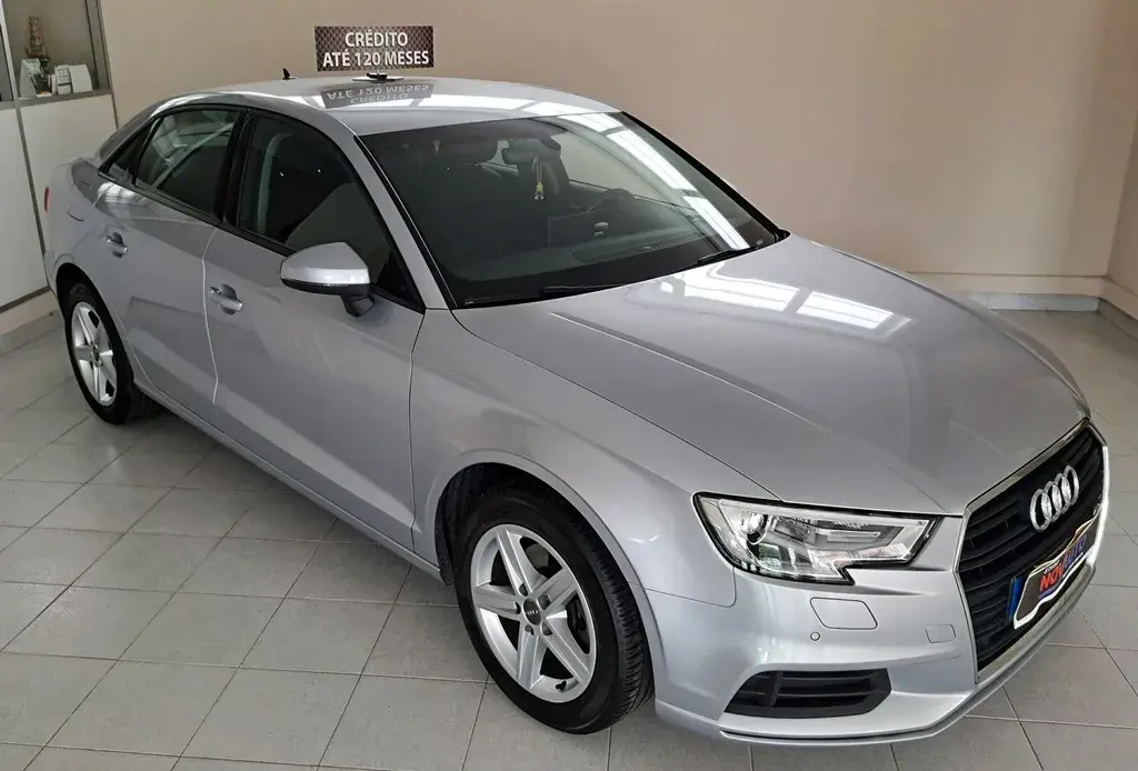 Audi A3 Limousine 30 TFSI Design S tronic 11