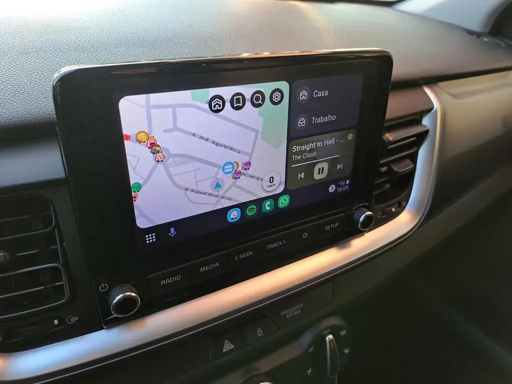 Kia Stonic 1.2 Dynamic 10