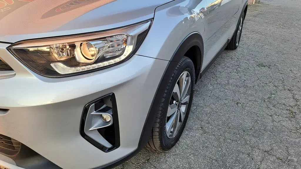 Kia Stonic 1.2 Dynamic 17