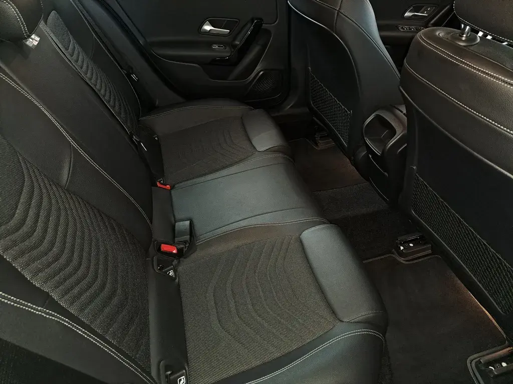 Mercedes-Benz A 180 d Style Plus Aut. 19