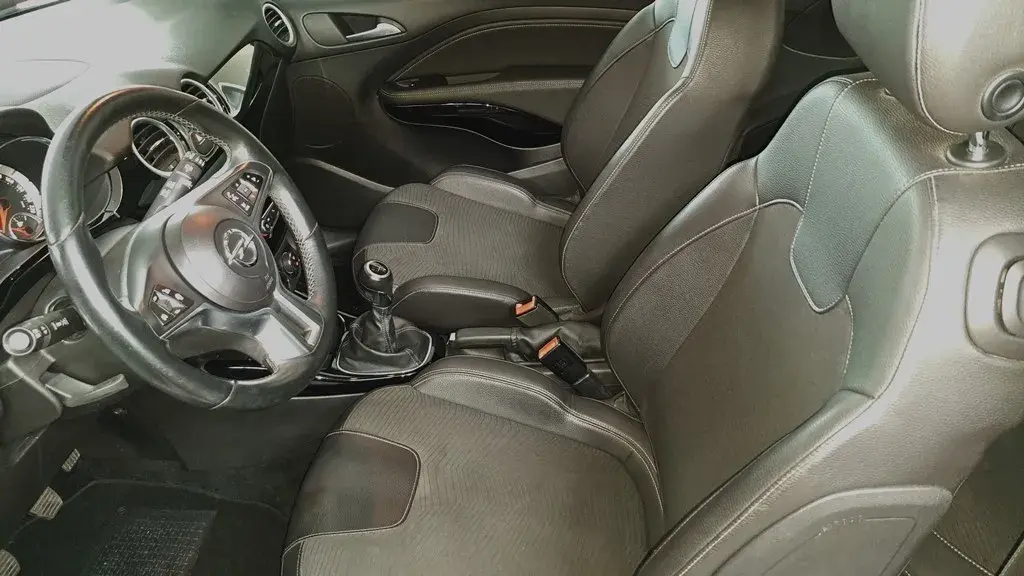 Opel Adam 1.2 Glam 13