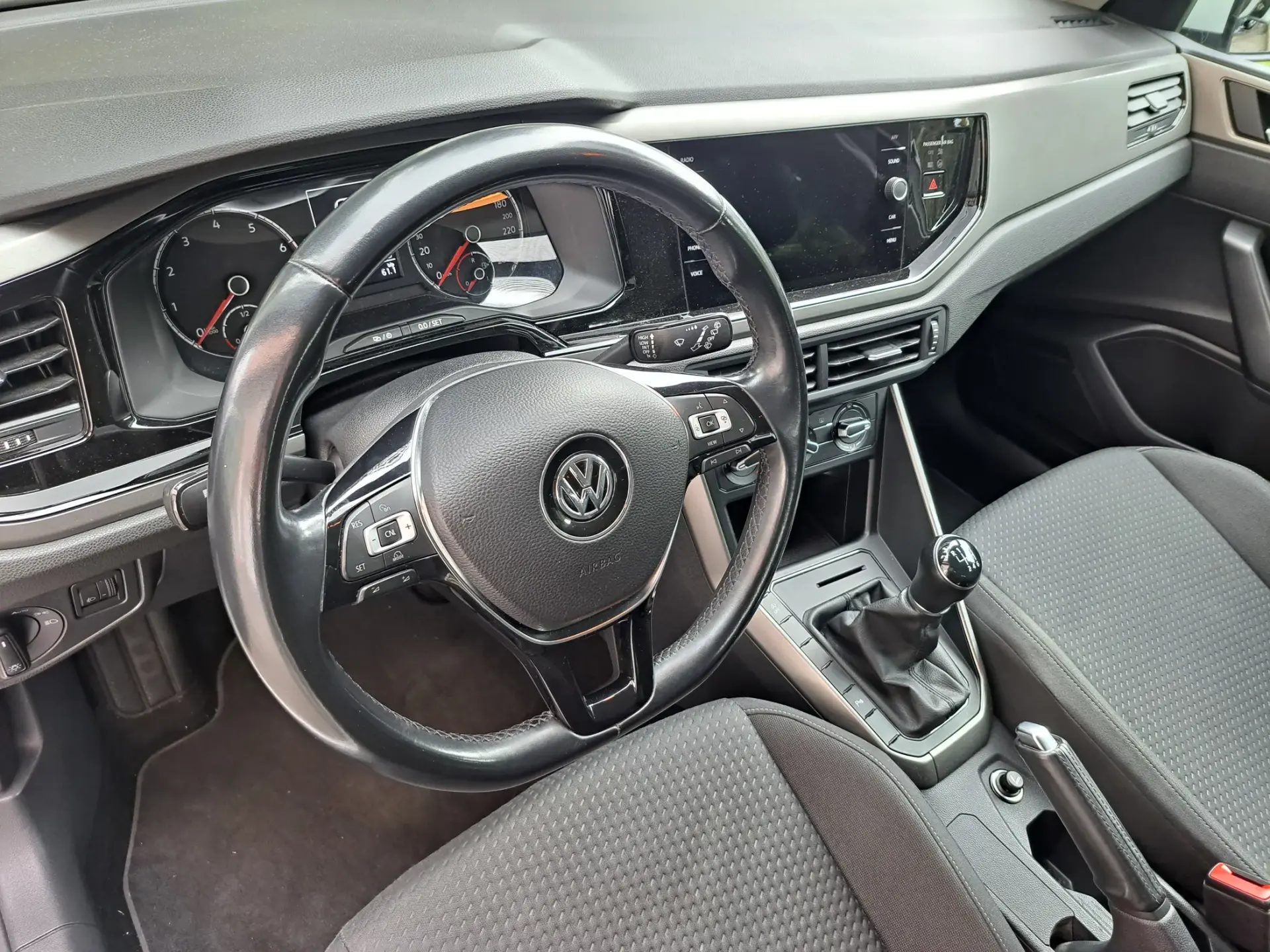 Volkswagen Polo Confortline 15