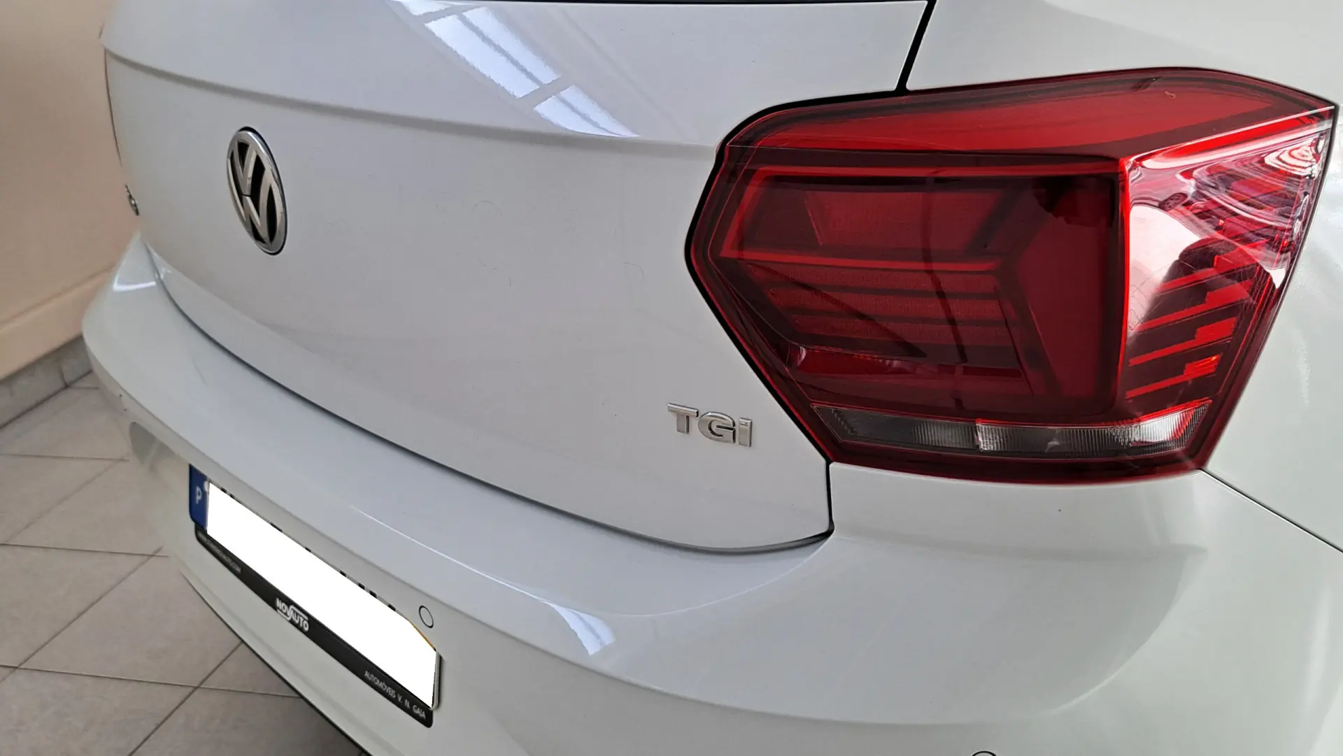 Volkswagen Polo Confortline 11