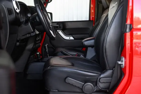 Jeep Wrangler 2.8 CRD Auto Sport 28