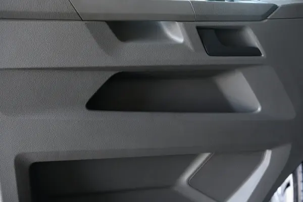 Volkswagen Caravelle 2.0 TDI L.Comfortline 28