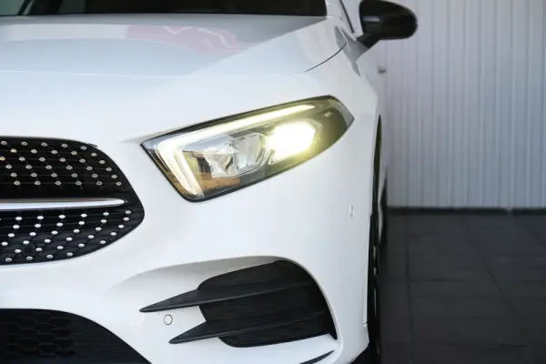 Mercedes-Benz A 180 d AMG Line Aut. 9