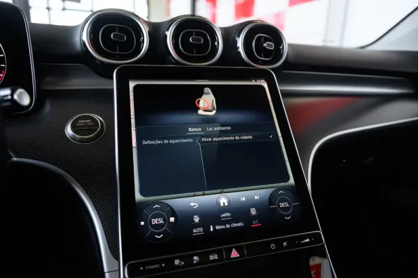 Mercedes-Benz C 300 e AMG Line 70