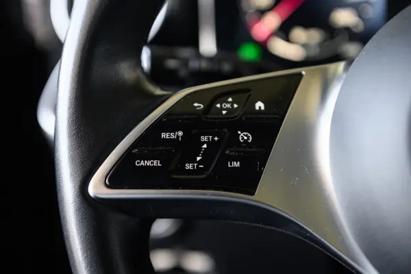 Mercedes-Benz C 300 e AMG Line 50