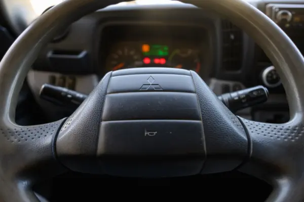 Mitsubishi Fuso Canter 3C13 c/ bascula 34