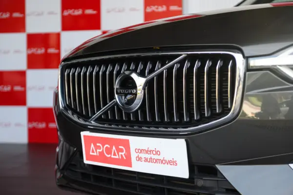 Volvo XC 60 2.0 D4 Inscription AWD Geartronic 12