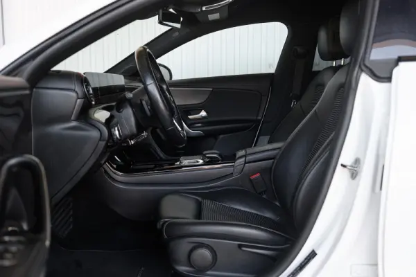 Mercedes-Benz CLA 180 d Style Aut. 27