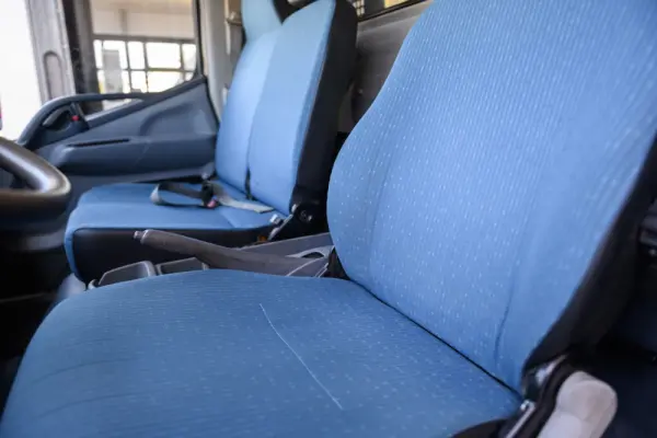 Mitsubishi Fuso Canter 3C13 c/ bascula 24