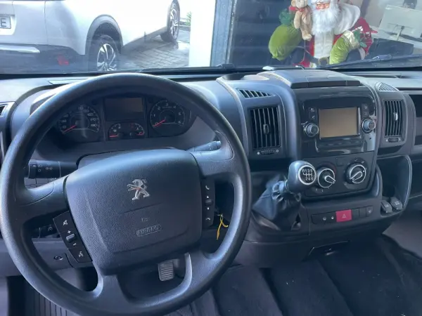Peugeot Boxer 2.2 BlueHDi 333 L2 CD 12