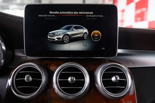 Mercedes-Benz GLC 250 d AMG Line 4-Matic 58